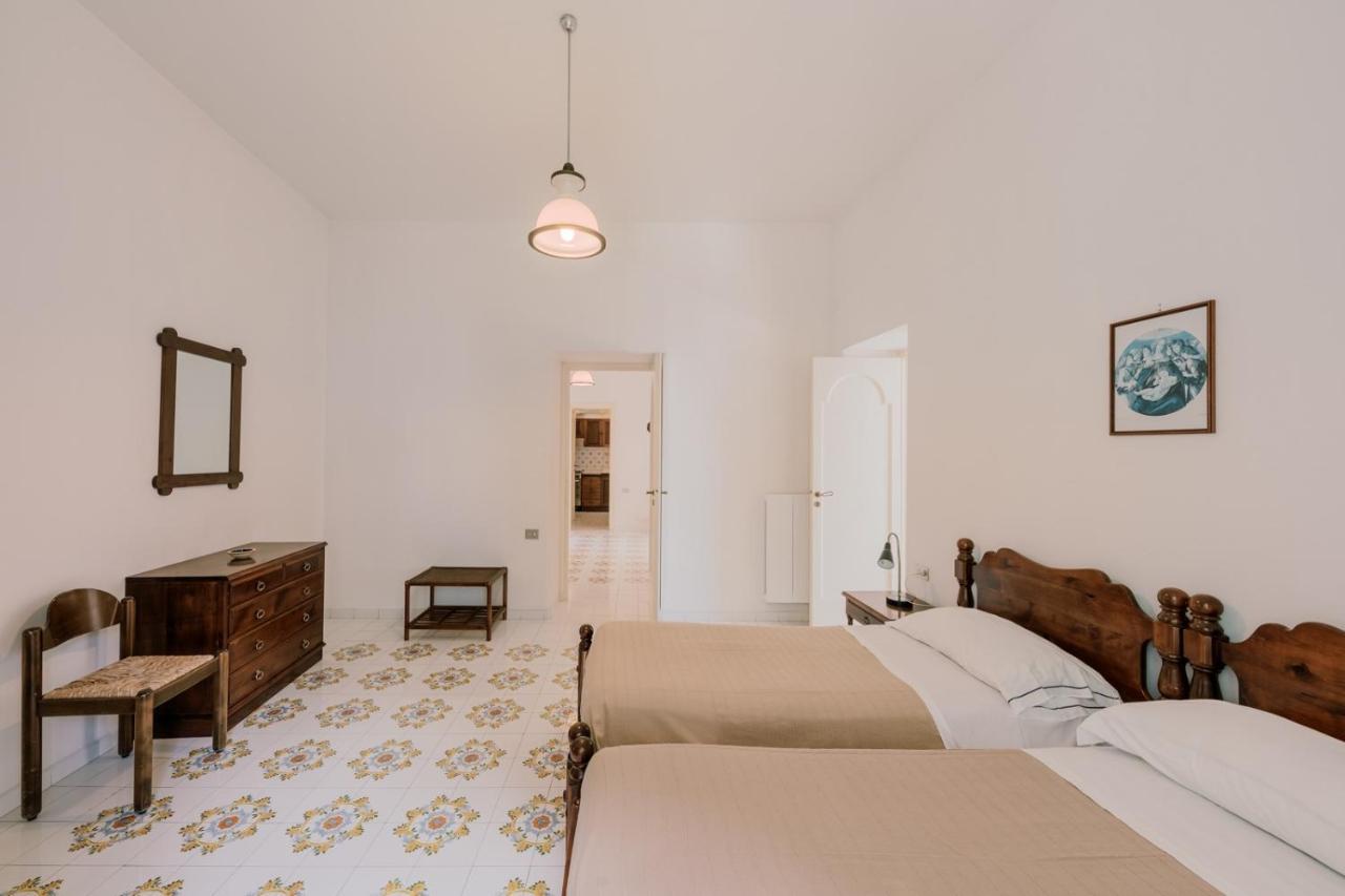 Residence Villa Rosa ราเวลโล ภายนอก รูปภาพ